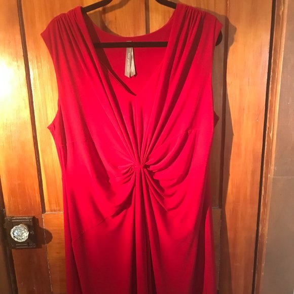 Red Dress - Picture 1 of 6